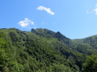 Discesa verso Indemini, vista sulla vetta del Monte Tamaro