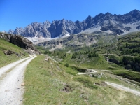 In direzione dell'Alpe Thoules proveniendo dall'alpe Balme de Bal