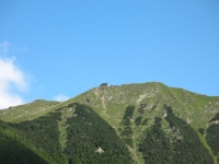 Cima delle Cicogne dall'Alpe di Giumello, con bunker del 1915