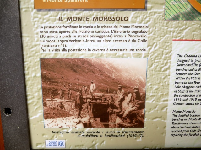 Bacheca informativa della Linea Cadorna del Monte Morissolo
