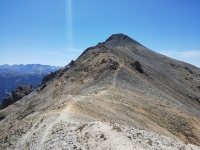 Il sentiero che sale al Monte Seguret dal Colle Argentera
