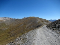 In direzione del Colle Jafferau  - Panorama su Colle Basset e Monte Vin Vert