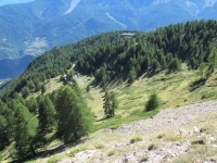 Panorama sul forte Foens scendendo lungo il sentiero dal Colle Jafferau