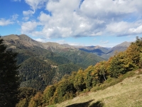 Da Bocchetto Sessera in direzione dell'Alpe Moncerchio - Panorama sulla val Sessera