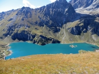 Il Lago di Cignana dall'antecima del Monte Pancherot