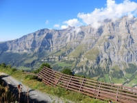 Salita alla Rinderhütte, panorama sui rilievi sovrastanti Leukerbad