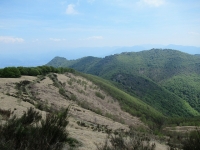 Panorama sul tratto di salita percorso per giungere alla sommità del Monte Spalavera