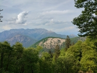 Panorama sul Monte Zeda dal Sentiero per Corte Pianà