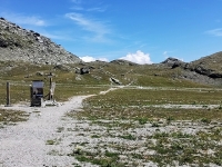 Ultimo tratto di sentiero per il Col Clapier (sullo sfondo)