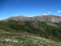 In direzione di Piandanazzo - Panorama sul Camoghè (sx) e sul Gazzirola (dx)