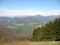 In direzione dell'Alpe di Colonno - panorama sulla Valle d'Intelvi