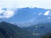 L'Alpe di Arosio ed il Lago Ceresio con la città di Lugano