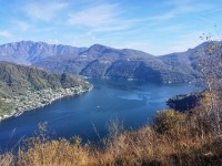 Panorama sul lago Ceresio da un altro bel punto panoramico scendendo a Cuasso al Lago