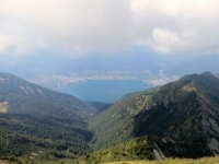 Sulla vetta del Monte Tamaro, panorama su Ascona-Locarno e la valle di Vira