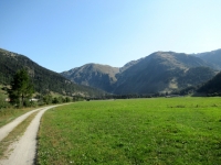 Ciclabile lungo il Rodano in direzione di Oberwald