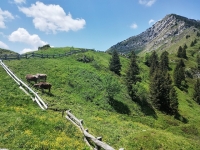 Panorama dalla Bocca di Val Marza sul Monte Tremalzo