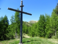 La croce posta sulla sommità della Colma di Craveggia
