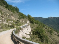 Lunga discesa in Val Nervia da Gola di Gouta in direzione di Ventimiglia