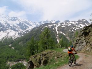 Salita in direzione di Homatta