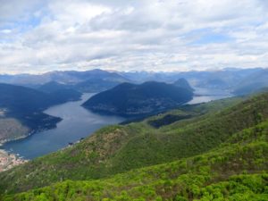 Il Lago Ceresio dalla vetta del Monte Orsa